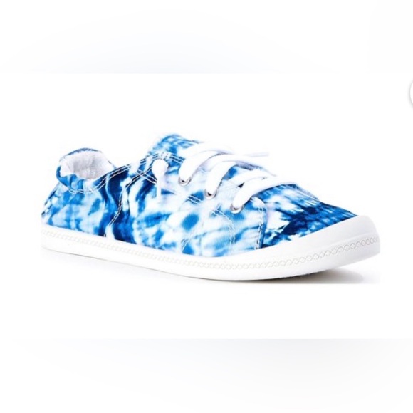 Time and Tru Shoes - Time and Tru Tie Dye Sneakers. Size 8.